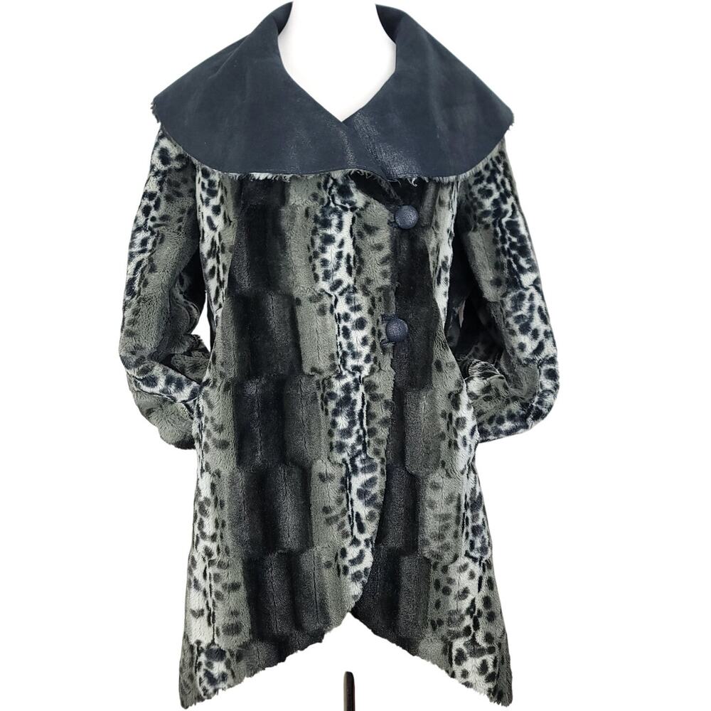 CHI by Falchi Faux Suede Faux Fur Reversible Leopard Print Coat, Size Large